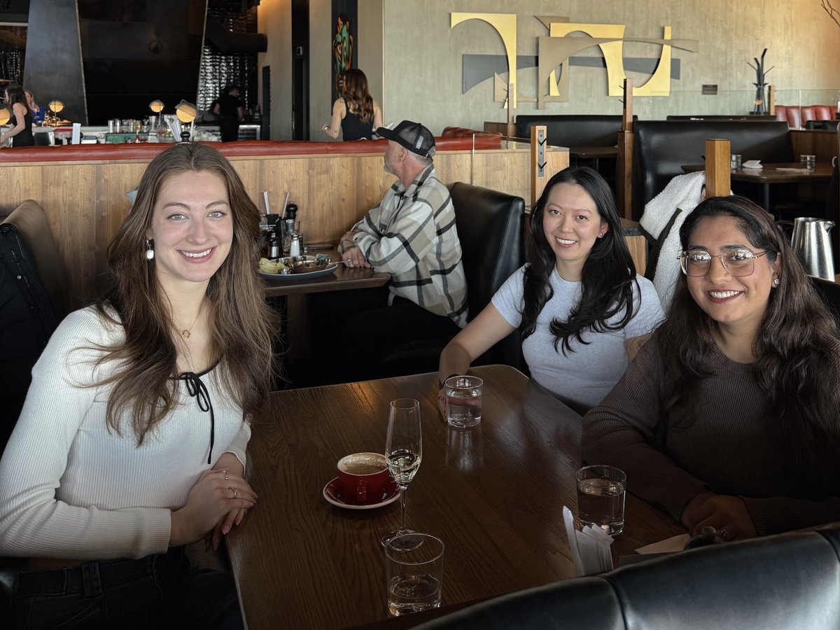 joannatran_'s tweet photo. wfh doesn’t have to be lonely if you make time to reach out, makes plans, and be intentional about community

really awesome catching up with @leichain and @simj91 about crypto marketing, alpha, and just yapping https://t.co/WDz7CxG5wx