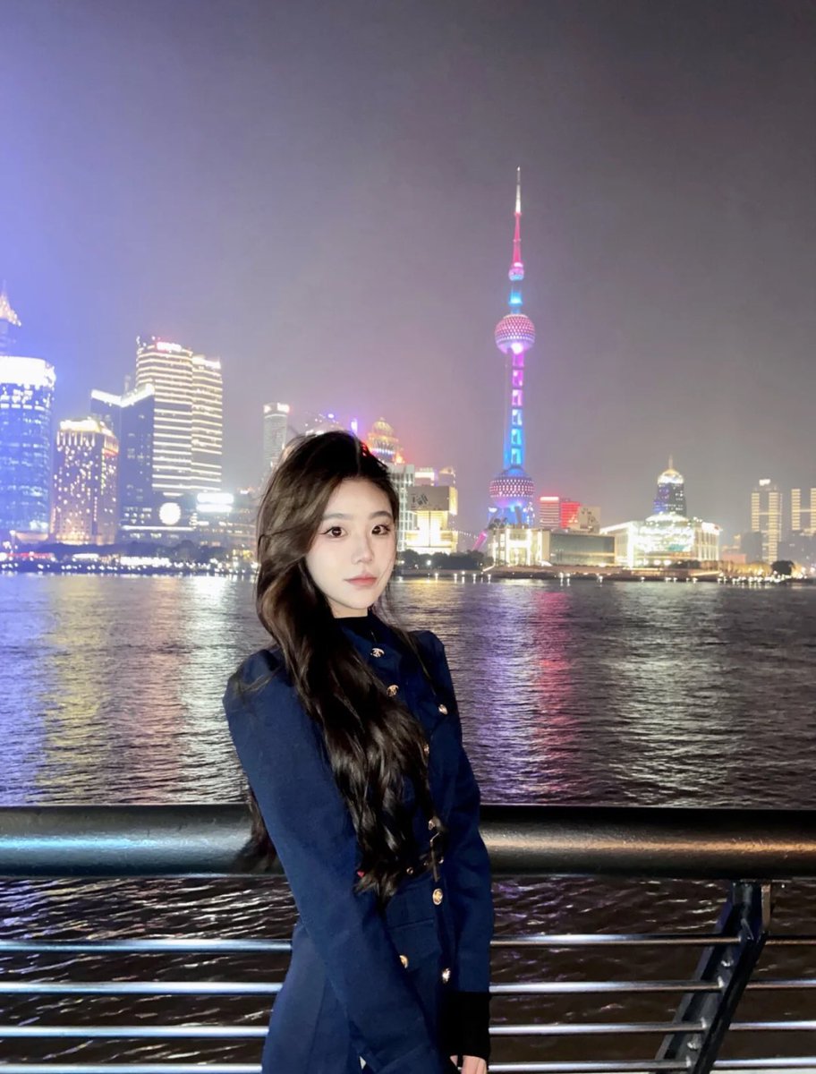 好久才能遇见你呢，很是期待呀
   v：wenjing25896