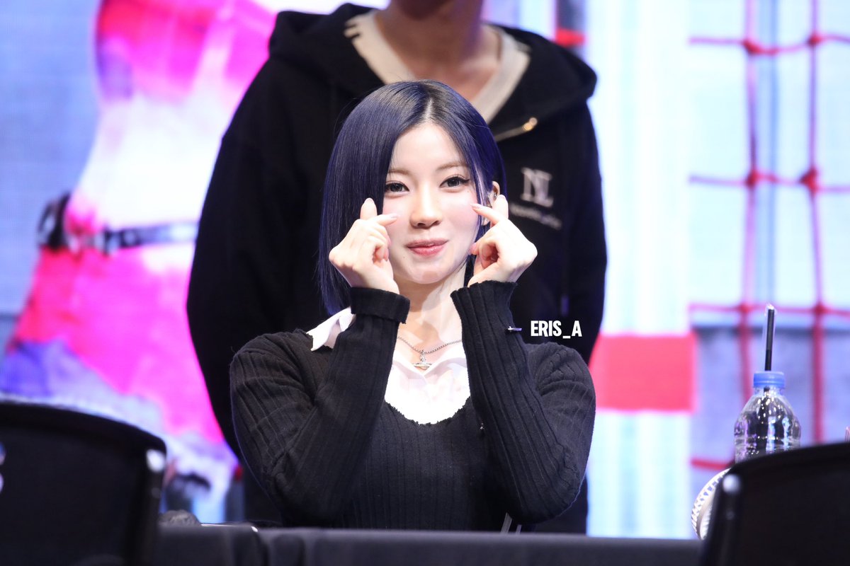 Eris_ASA's tweet image. 20250417 

HAPPY BIRTHDAY ASA🐰💗🎀

생일 축하합니다, 당신은 천사처럼 나타나서 우리에게 선물 같은 존재입니다, 당신이 앞으로 더욱 빛나기를 바랍니다, 앞으로 모든 생일을 함께 보내고 새해에는 더 많이 만날 수 있기를 바랍니다💗🎀

ᕱ⑅ᕱﾞ 
( ིྀ•༝• ིྀ)
づ   ど誕生日おめでとう𓂃…