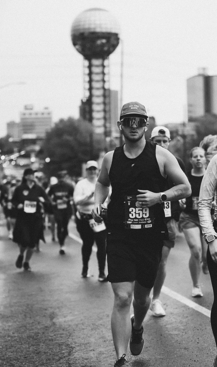 I shared my Knoxville Marathon journey in a new YouTube video! Check it out - link in stories!

youtu.be/atjyx4pa-so?si…