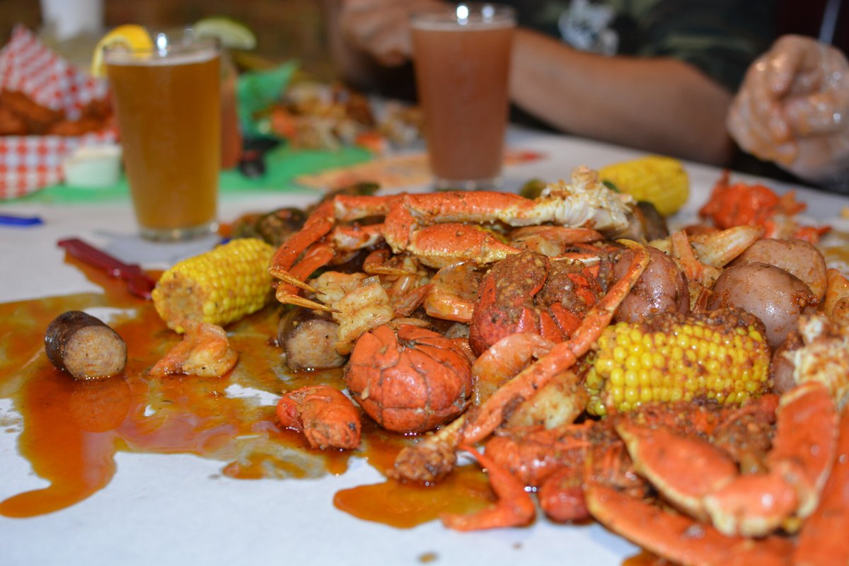 angrycrabshack's tweet photo. Unleash your inner seafood lover at the Angry Crab Shack! 🦀🔥 

#AngryCrabShack #SeafoodLovers #BoilTime #CrabFeast #FoodieFun #GoodEats #CrackOpenTheFlavor #SeafoodAdventure #GetMessy #FoodieParadise https://t.co/B3yZSL6p41