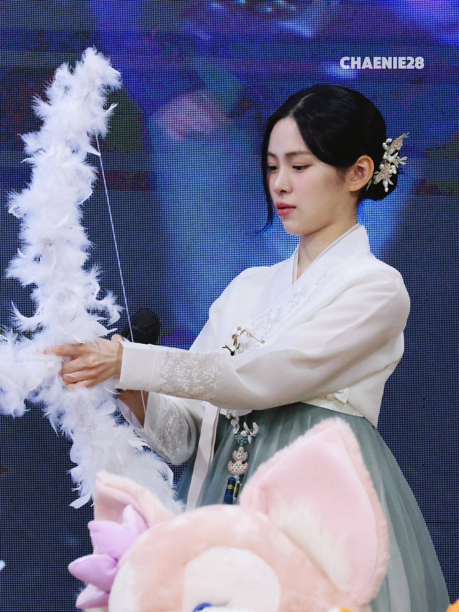 🎂 HAPPY BIRTHDAY #RYUJIN 🎂

#ITZY #RYUJIN 
#HappyRyujinDay #류진