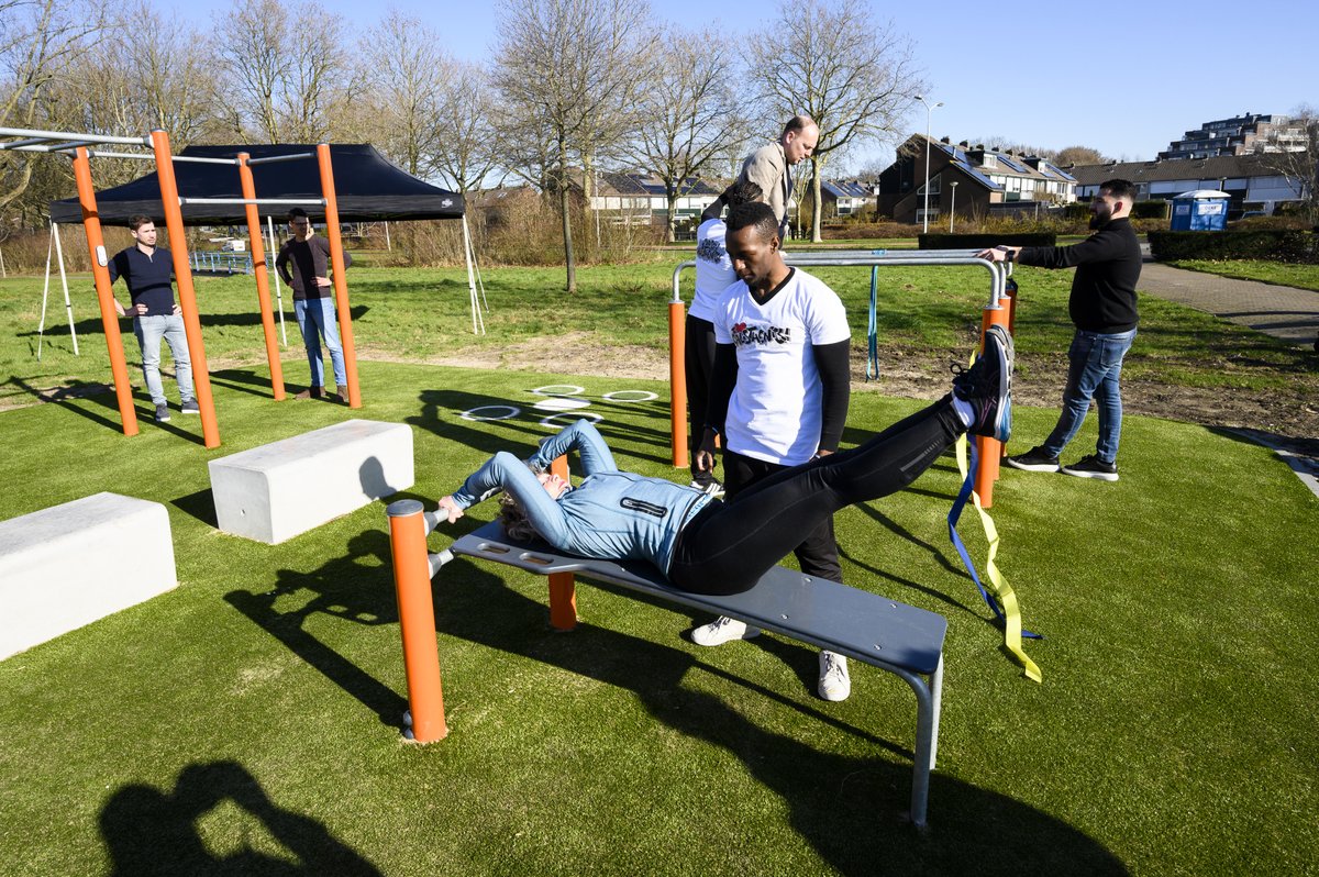 Ben jij bekend met de calisthenics toestellen die sinds ruim 2 jaar in het Vijverpark staan? Zo ja, maak je er gebruik van? Wil je daarover wat vragen beantwoorden? Zo ja, klik dan op de link hieronder. Wij zijn heel benieuwd naar jouw antwoorden!web.gemeentepeiler.nl/surveys/7d3595…