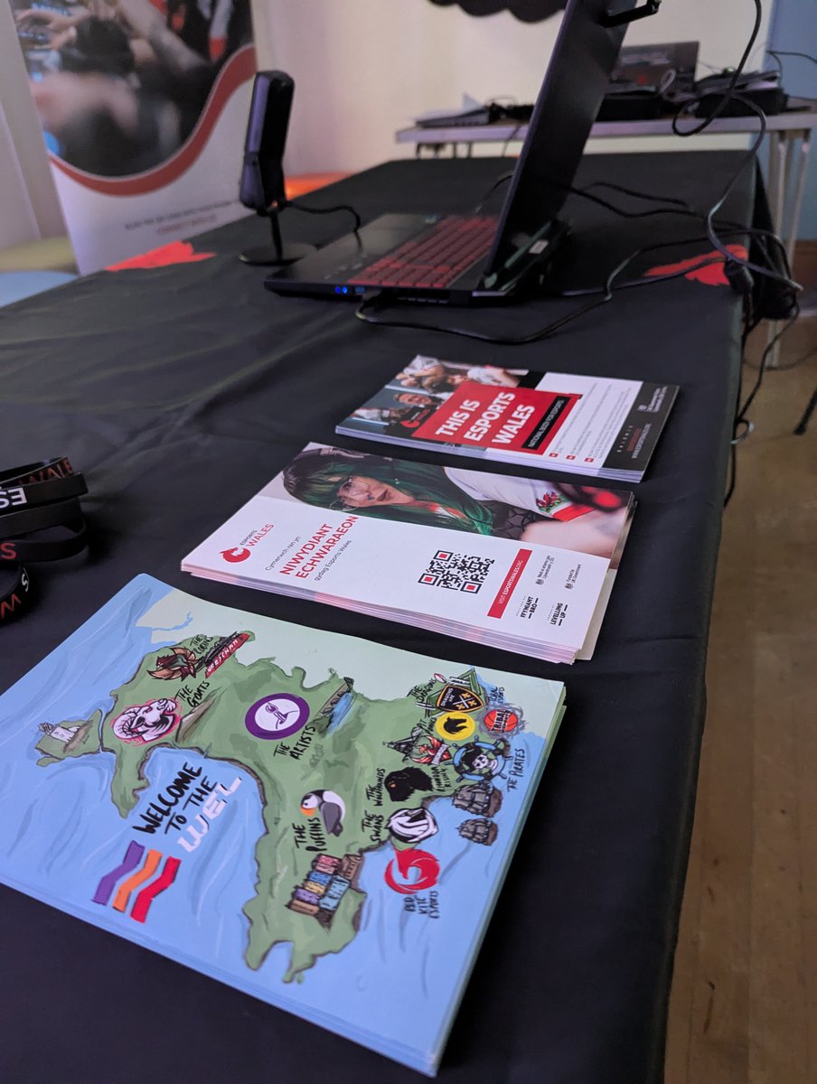 EsportsWales's tweet photo. 🎮 Esports Wales is at Cardiff Youth Gaming Day today at Eastmoors!

Come say hi, try out some games, and learn how to get involved in the Welsh esports scene 👾

We're here until 5 pm — don’t miss it! 🕔🔥

#EsportsWales https://t.co/igTkk0Dzae