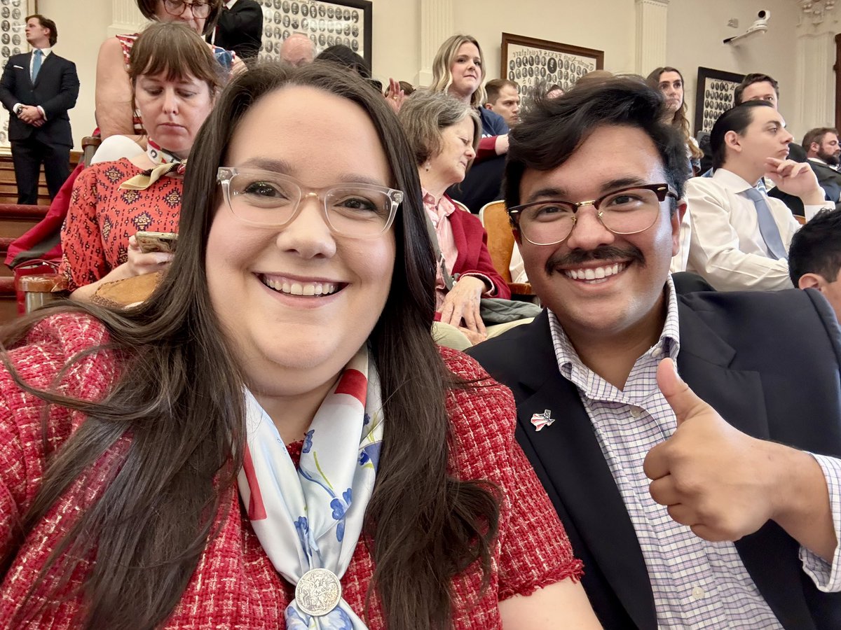 Hannah Beth 🇺🇸 (@texashannahbeth) on Twitter photo We came here to chew bubble gum and pass ESAs, and we’re all out of bubble gum 🇺🇸
<a href="/TexasAFP/">AFP - Texas 🇺🇸</a> We came here to chew bubble gum and pass ESAs, and we’re all out of bubble gum 🇺🇸
<a href="/TexasAFP/">AFP - Texas 🇺🇸</a>