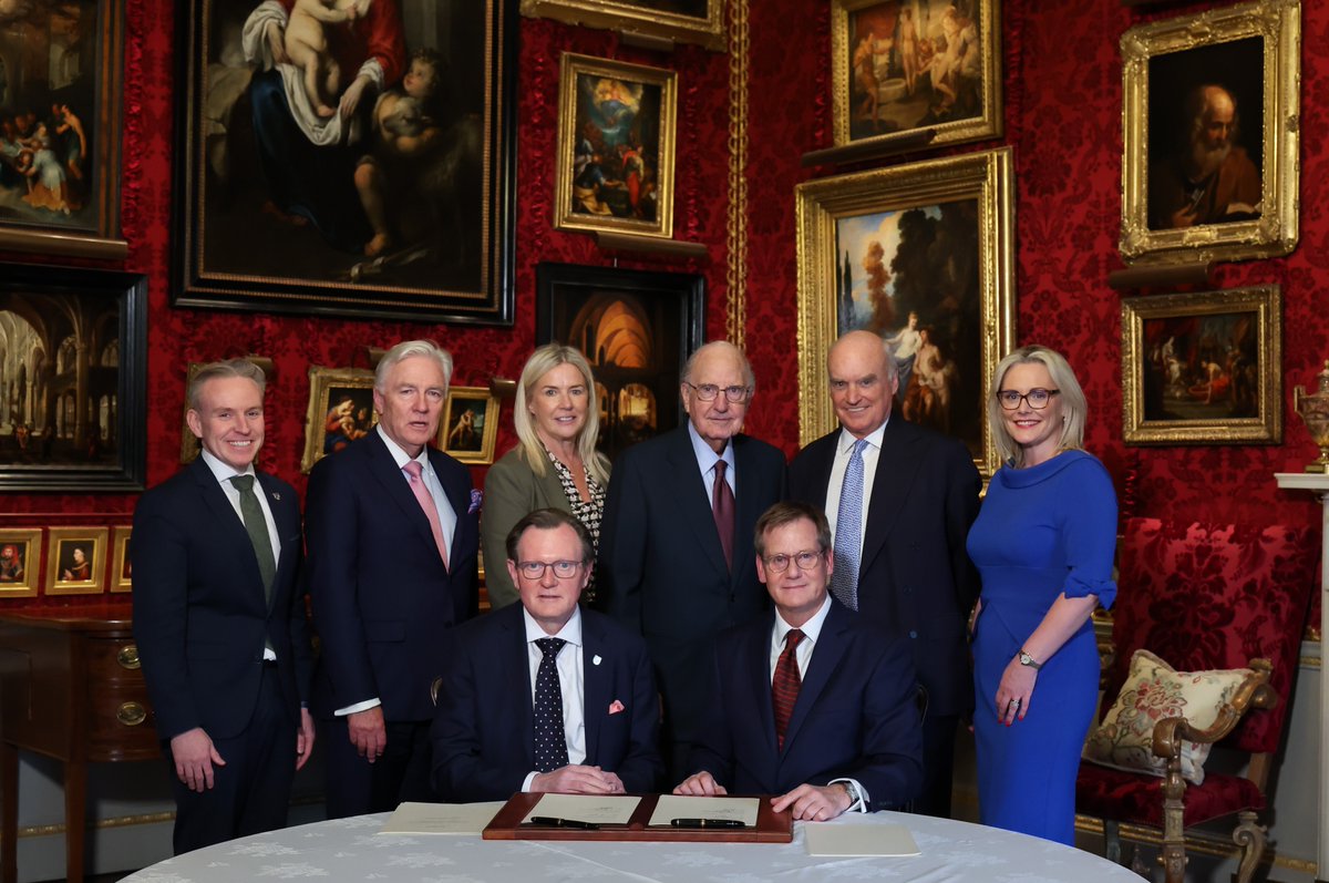 Queen's University Belfast π (@qubelfast) on Twitter photo Last night we marked the start of a special new partnership with <a href="/HRP_palaces/">Historic Royal Palaces</a> at #HillsboroughCastle; one which shares the ambition to inspire positive change in #NorthernIreland and beyond.
The signing ceremony took place at Hillsborough Castle and was attended by special Last night we marked the start of a special new partnership with <a href="/HRP_palaces/">Historic Royal Palaces</a> at #HillsboroughCastle; one which shares the ambition to inspire positive change in #NorthernIreland and beyond.
The signing ceremony took place at Hillsborough Castle and was attended by special