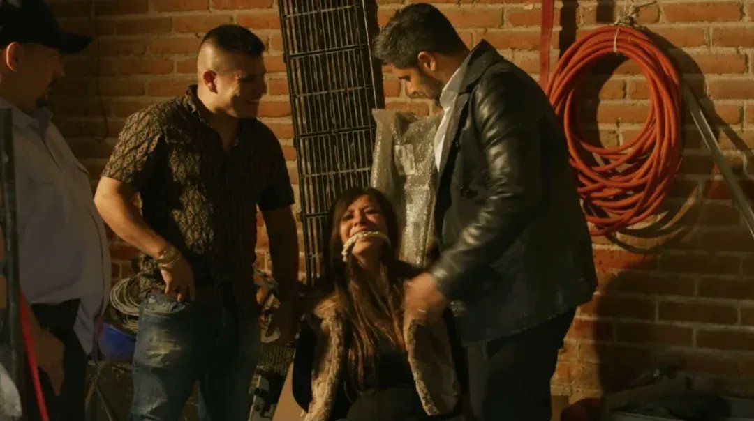 damiselas_l's tweet photo. Brenda Barragan amordazada en la película Mexicana 🇲🇽🇲🇽🇲🇽 La Mafia Michoacana. Parte 3.
#Brendabarragan #cinemexico #cinemexicano #azteca #novelasmundo #cinelatino #Televisiónrcn #Novelascolombianas #Novelasmexicanas #Telemundo #Aztecanovelas #Novelasmexico #peliculamexicana https://t.co/9AL5j6pr43