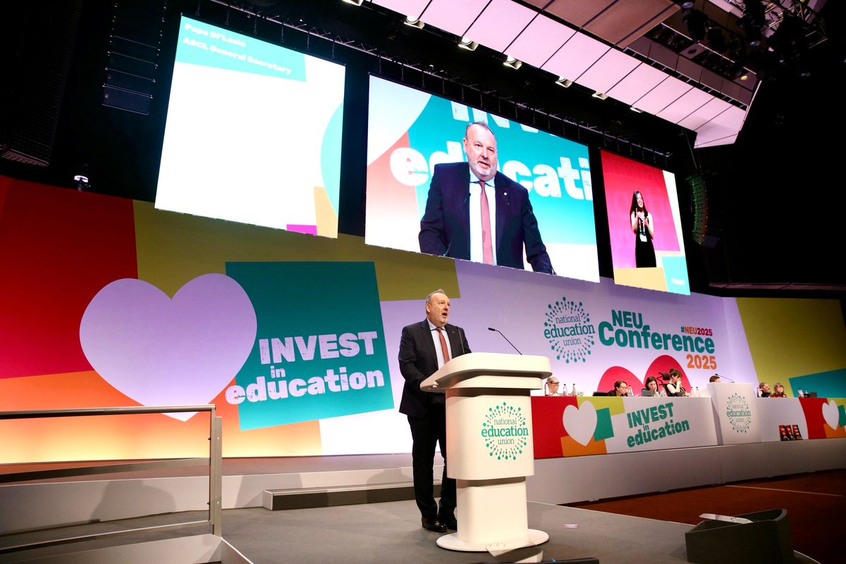 Pepe Di’Iasio, ASCL general secretary, addressing #NEU2025 today in Harrogate:

“Work goes behind the scenes – too often unsung, unrecognised but very vital. It is you who help set the standards for communities that go on to be leaders – thank you for that.

“Education should be