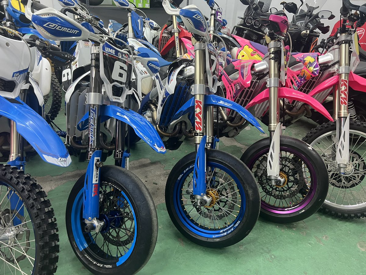 pu_suke_FX350's tweet image. そろそろ切り上げます
あっ前回とは別のエンジンですわ

そしてみんな #Faba
カラバリいっぱいあるってさ
#EXCEl_Rim  でも組めるってさ