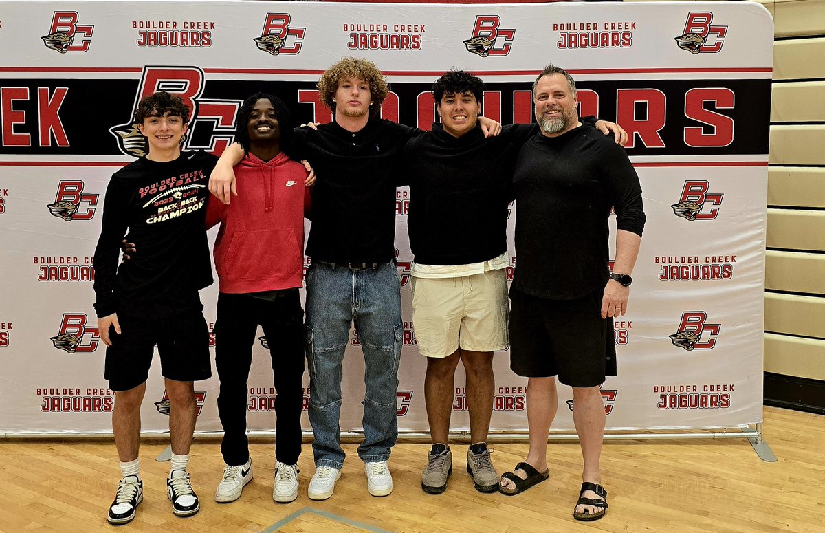 Sonoran Sidewinders Football (@sidewindersfb) on Twitter photo <a href="/EvanGreens50854/">Evan Greenspan</a> <a href="/DarrelS24/">Darrel Smith</a> <a href="/AlavadDaniel/">Daniel Alavad</a> & <a href="/LoganGardella/">Logan Gardella 6’2 205 LB ✞</a> made it official with the Sonoran Sidewinders today!
Hungry, tough, and ready to work.
Let’s Strike! 🐍🐍🐍 <a href="/EvanGreens50854/">Evan Greenspan</a> <a href="/DarrelS24/">Darrel Smith</a> <a href="/AlavadDaniel/">Daniel Alavad</a> & <a href="/LoganGardella/">Logan Gardella 6’2 205 LB ✞</a> made it official with the Sonoran Sidewinders today!
Hungry, tough, and ready to work.
Let’s Strike! 🐍🐍🐍