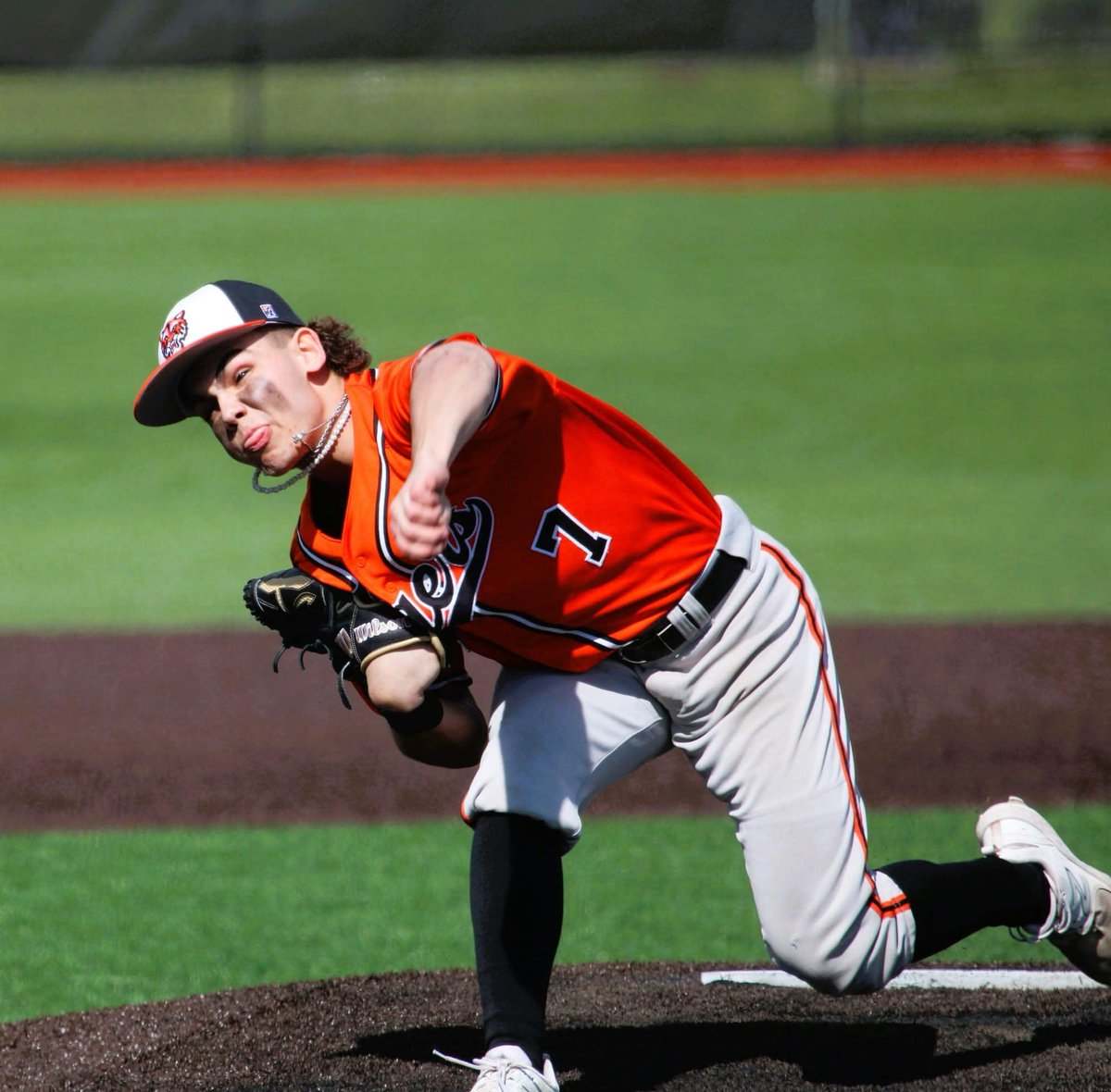 SBARaiders's tweet photo. '27 LHP/LHH @JayceKeesee is having a great start to the season sharing time between varsity and JV. He's been a force at the plate and on the mound.
@SBATheShow 
@jakerobbins49 
@FlatgroundApp 
@FlatgroundBats https://t.co/GZeaPuHS3y