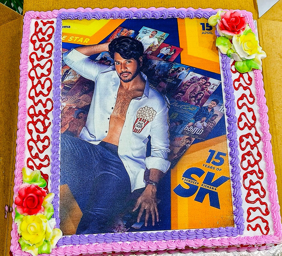 SundeepKishanFC's tweet photo. Team #ExpressSalon wishes their boss @sundeepkishan garu on special occasion of 15 Glorious YEARS of journey in film industry
@sundeepkishan anna ♥️❤️🔥
#15YearsofSundeepKishan
#15YrsOfSKInIndianCinema https://t.co/MC368piZiR