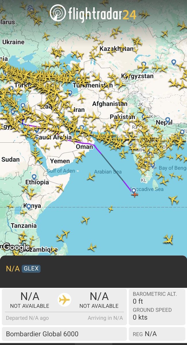 HKurusee's tweet image. An Israel 🇮🇱 private jet has landed in Male.

Bombardier Global 6000

It flew from Tel Aviv to Male’ airport.

Almost all wealthy people in Israel hold dual citizenship. They can fly to Maldives. Use VIP. Fly to resort on seaplane.

Zero detection.