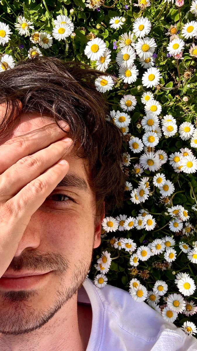 Fully parallelized grass touching.