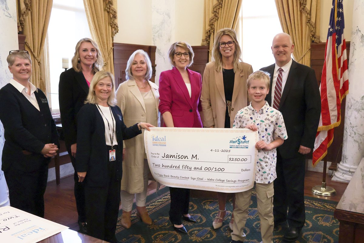 So impressed by the creativity of these students! This week, we had the opportunity to recognize the winners of the Idaho Financial Literacy Coalition’s 15th Annual Piggy Bank Beauty Contest, joined by State Controller Brandon Woolf, Superintendent Debbie Critchfield, and IDeal.