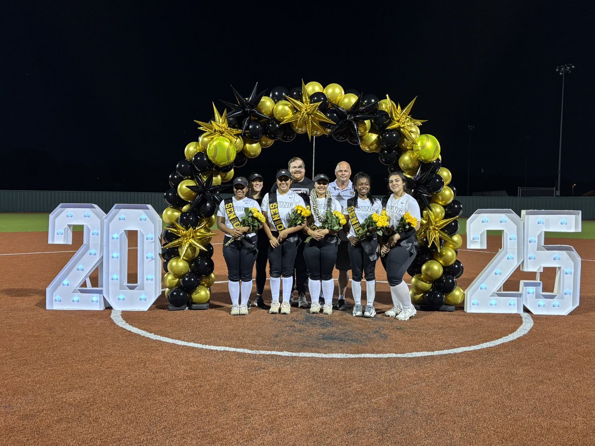 IRVING High Softball tweet media