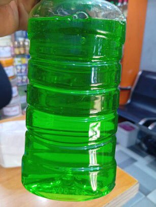 Hugo_Chiez's tweet photo. Hey guys. 

I’d like to reintroduce myself. 

My name is Ugochukwu. 

I’m a dexterous polymath and I’m currently into various fields of work, namely: baking, household chemicals, fragrances, organic beauty products and a lirru bit of legal matters.

Come and patronize my works. https://t.co/qbRahlQ03s