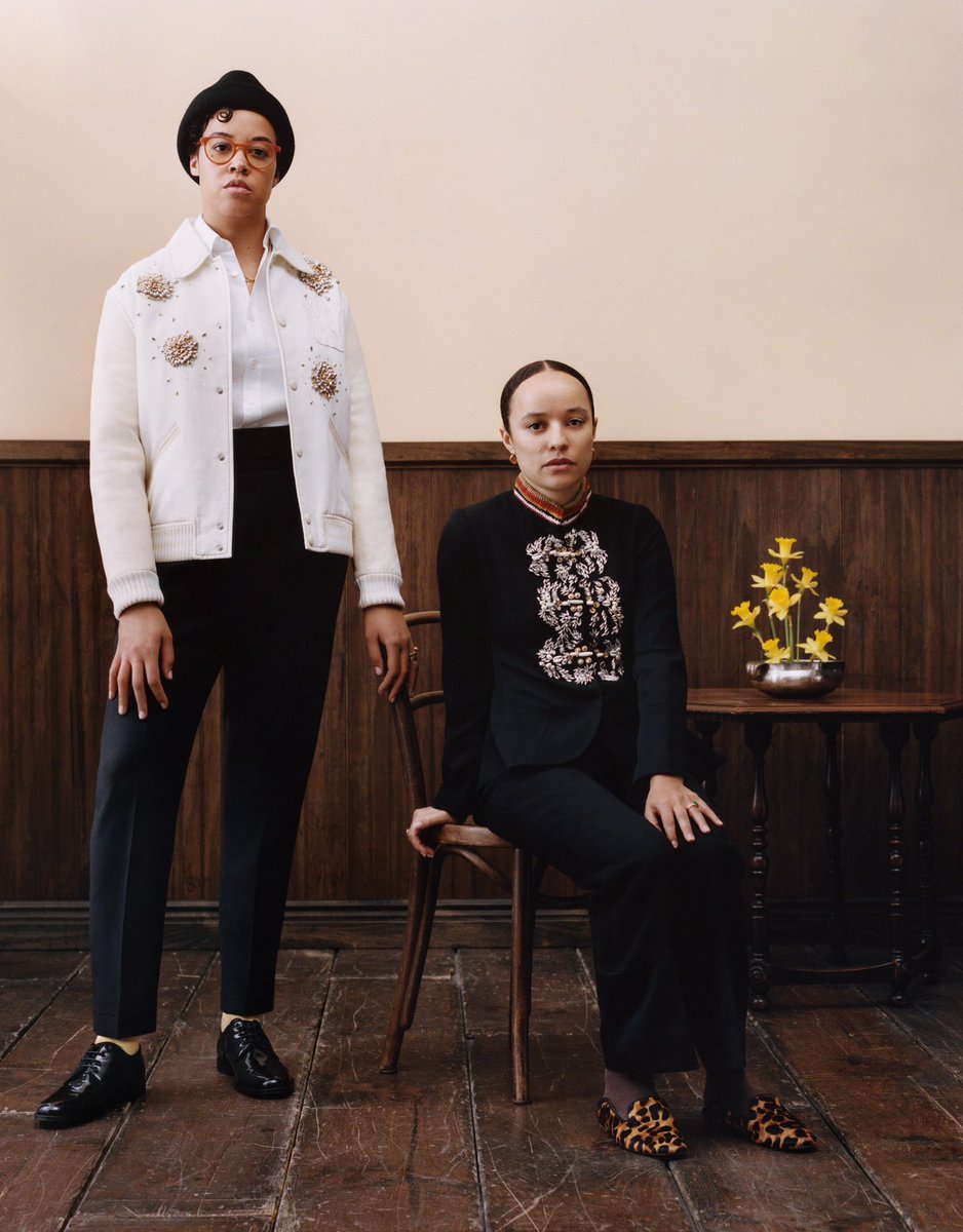 jacquemusx's tweet image. Fashion would be nowhere without Black creatives and I’m very happy Vogue shed such a nice light on that very fact today!!