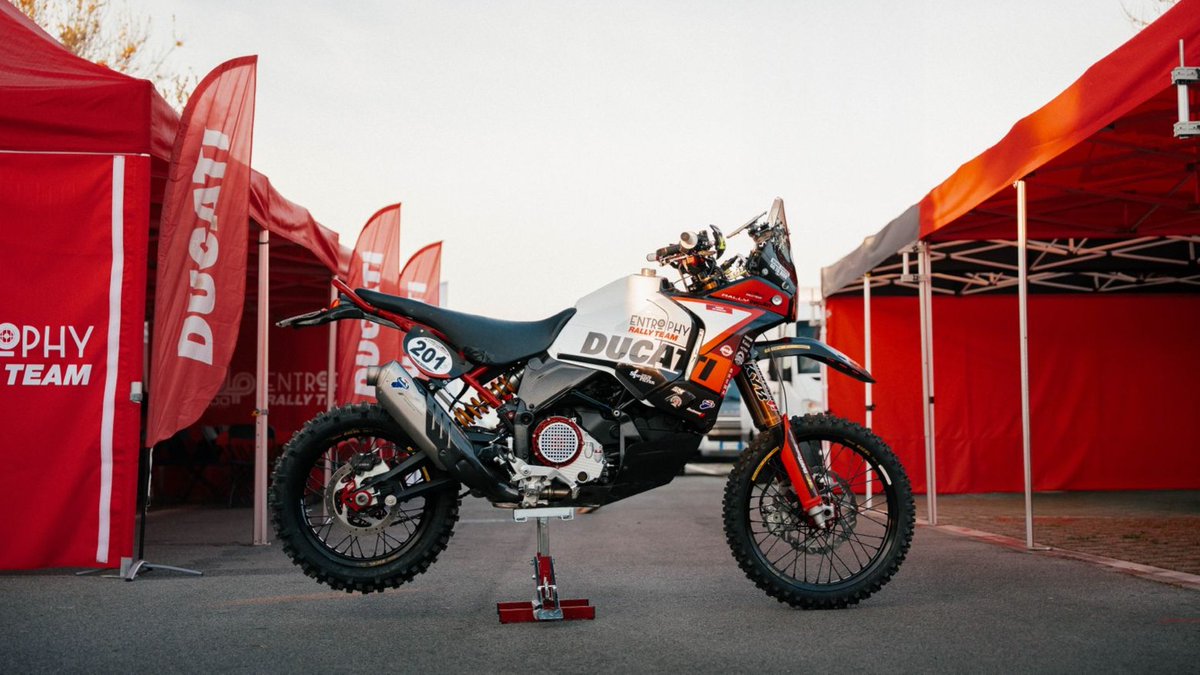 DucatiMotor's tweet photo. Ducati & Entrophy Rally Team kick off Motorally 2025 with strong results at Riotorto, showcasing the DesertX Rally’s competitive edge in challenging off-road conditions.
See more here - https://t.co/3lk3aoNuOS
#Ducati #DesertXRally #Motorally https://t.co/JXMfFCa8Hz