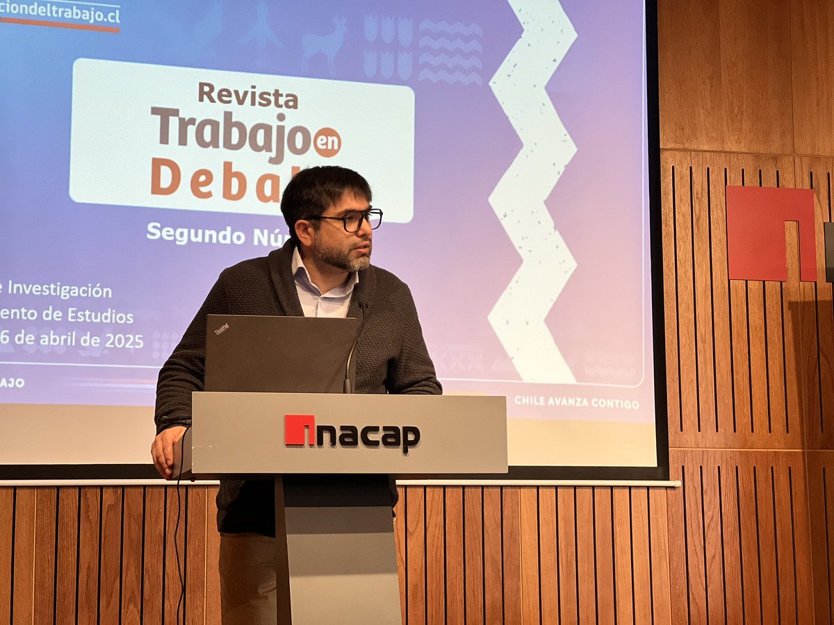 📌La actividad es encabezada por el director regional del Trabajo, César Paredes; el jefe nacional del Departamento de Relaciones Laborales, Luis Villazón, y el subjefe nacional del Departamento de Estudios, Francisco Gómez. 

📌También asiste el seremi del Trabajo y Previsión