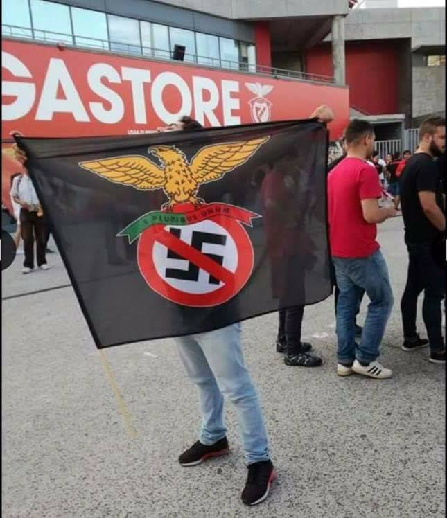 ultras_antifaa's tweet photo. PHOTO | SL Benfica fans, Portugal

#nonzs https://t.co/LA29duLXYm