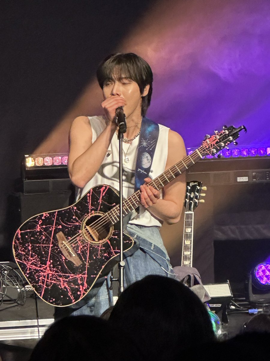 neocodedaf's tweet photo. my pretty princess

#ONEWEinNYC 
#ONEWE_WORLDTOUR https://t.co/d4u9GMKuEa