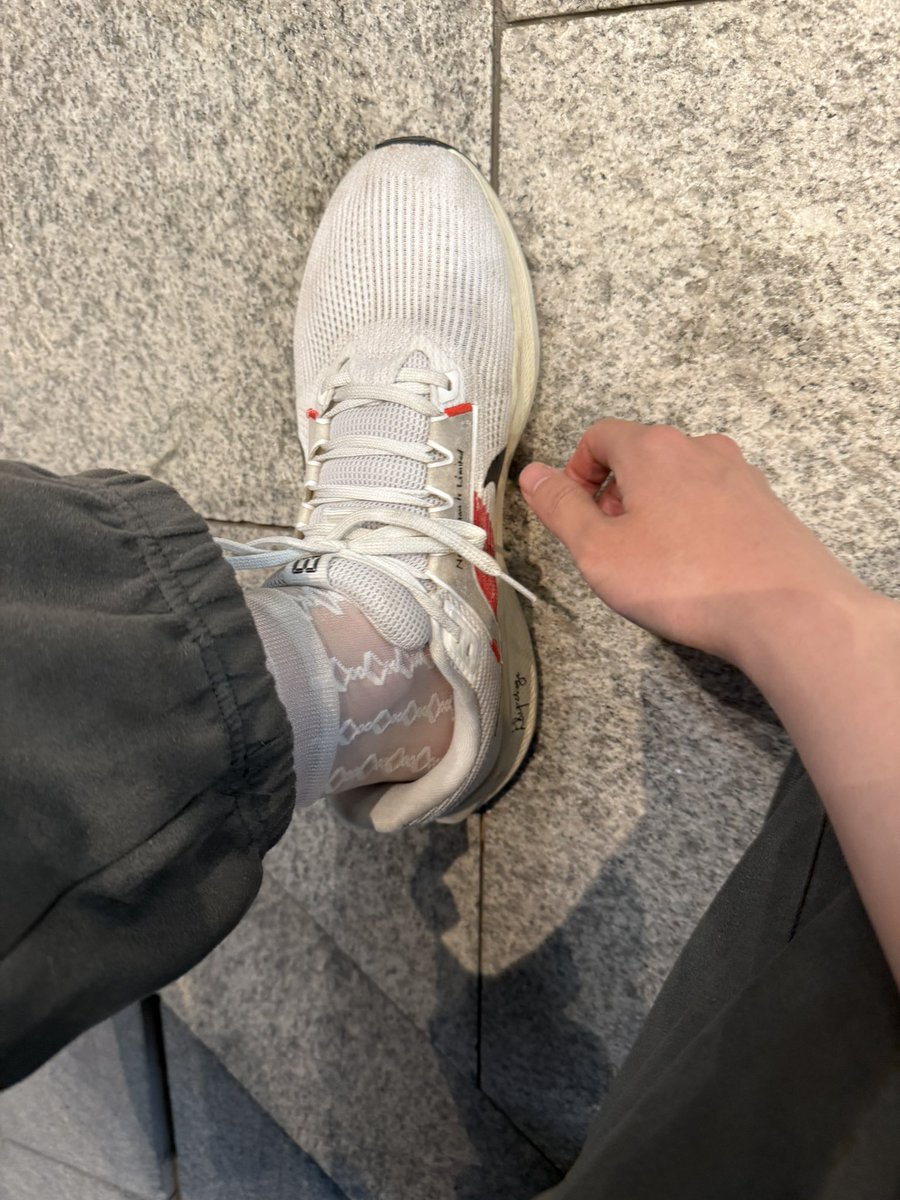 最近压力好大……好想逃离……