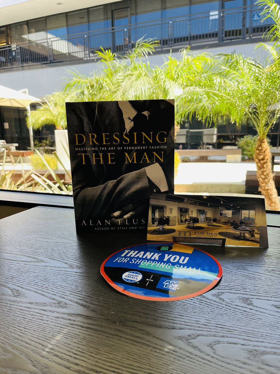 📢For Your Reading Pleasure📢
Dressing the Man by Alan Flusser is a must for #men looking to elevate their wardrobe. Come in early to your #MensGrooming appointment and browse this new addition.
#metroformen #MensStyle #DressingTheMan #AlanFlusser #ClassicMenswear #MensFashion