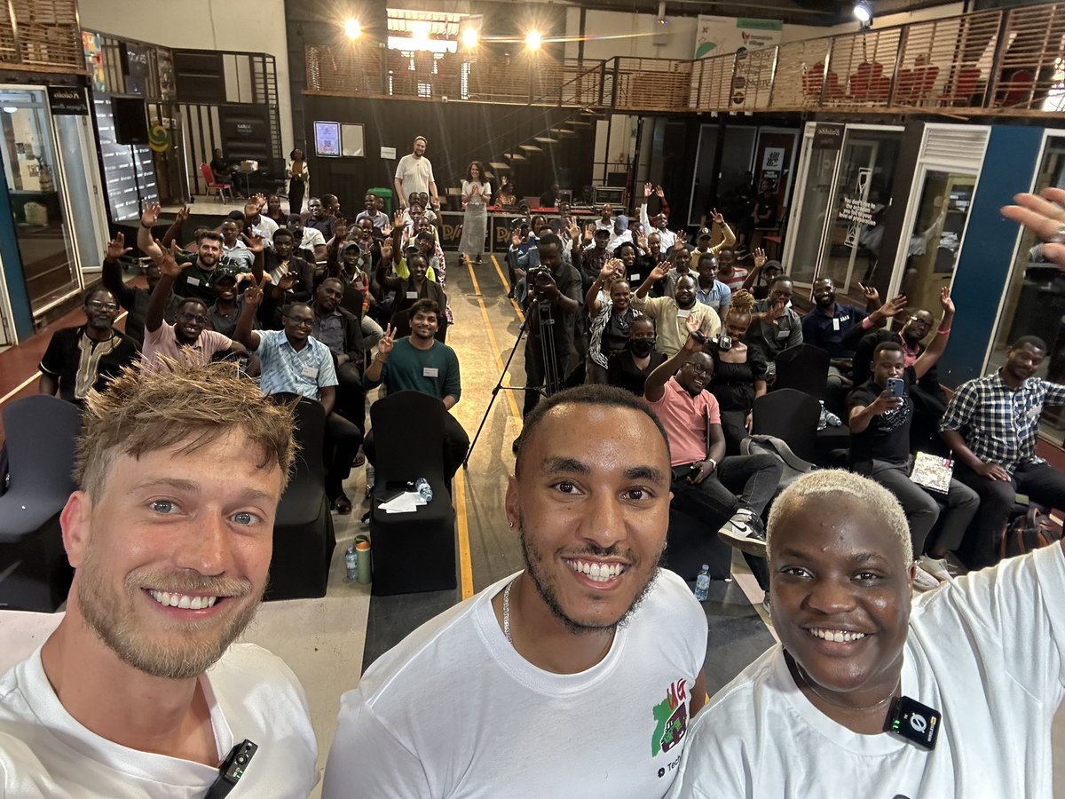 Simon | Sling (@simonramor) on Twitter photo Was so great hanging out with everyone today at our first <a href="/SlingMoney/">Sling Money</a> session in Uganda! Was so great hanging out with everyone today at our first <a href="/SlingMoney/">Sling Money</a> session in Uganda!