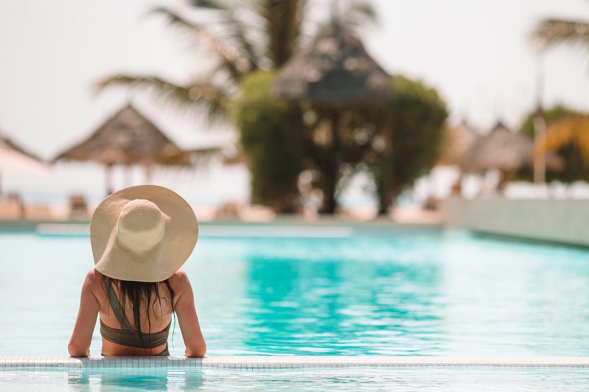 Summer is just around the corner and so could the start of an MS in Palliative care!

Our programs are 100% online so you can even study by the pool! ⛱️
Applications are due May 1st

Application waiver codes are available! graduate.umaryland.edu/palliative/pro…

Jump in, the water's fine!🌊