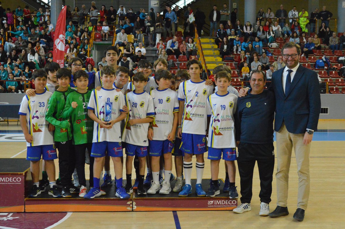 🏆 Alevín Masculino
🥇 <a href="/BMCImperial/">BM Ciudad Imperial 💪</a> 
🥈 <a href="/CPAgustinos/">C.P. Agustinos</a> 
🥉 <a href="/balonmanosalle/">Balonmano La Salle</a>