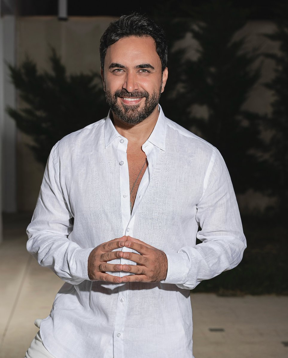 bisara7a.com|بصراحة (@bisara7a) on Twitter photo خاص بالفيديو- نادر الأتات مفاجأة المسلسل اللبناني “بهو السّتّ لميا” لمروى غروب
bisara7a.com/?p=279698
<a href="/naderalatat/">Nader Al Atat</a> <a href="/MarwaGroup/">Marwa Group International</a> <a href="/marwanhaddad_1/">Marwan Haddad</a> <a href="/RoulaChamieh/">Roula Chamieh</a> <a href="/NaimHalawi/">Naim Halawi</a> <a href="/MakramElrayess/">makram elrayess</a> <a href="/JoeSaderActor/">JoeSaderOfficial</a>
#نادر_الأتات #بهو_الستّ_لميا خاص بالفيديو- نادر الأتات مفاجأة المسلسل اللبناني “بهو السّتّ لميا” لمروى غروب
bisara7a.com/?p=279698
<a href="/naderalatat/">Nader Al Atat</a> <a href="/MarwaGroup/">Marwa Group International</a> <a href="/marwanhaddad_1/">Marwan Haddad</a> <a href="/RoulaChamieh/">Roula Chamieh</a> <a href="/NaimHalawi/">Naim Halawi</a> <a href="/MakramElrayess/">makram elrayess</a> <a href="/JoeSaderActor/">JoeSaderOfficial</a>
#نادر_الأتات #بهو_الستّ_لميا