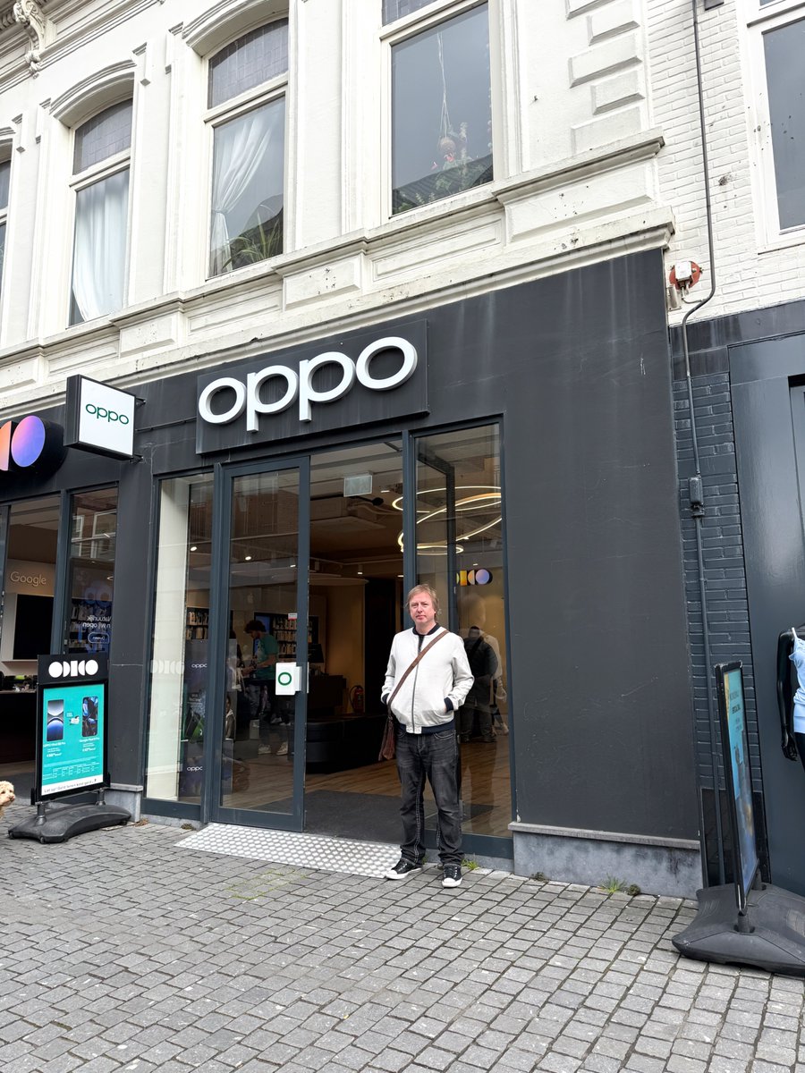 Paul at SuperDeluxeEdition tweet media