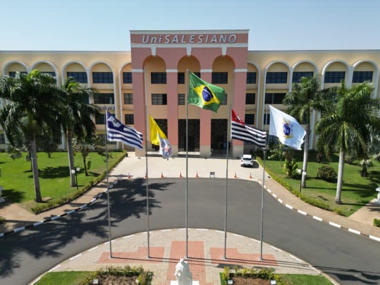 ius_sdb's tweet image. 🇧🇷 @unisalesiano Araçatuba’s #MedicalProgram ranks among Brazil’s best, earning the top score (5) in the Ministry of #Education’s national evaluation. A standout in its first assessment, the program is recognized for #academic excellence and commitment to quality #healthcare.