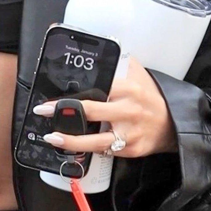 ˖࣪ ֶָ֢֪ lyn ๋࣭ ⊙⊝⊜ VOY A VER A BTS tweet media