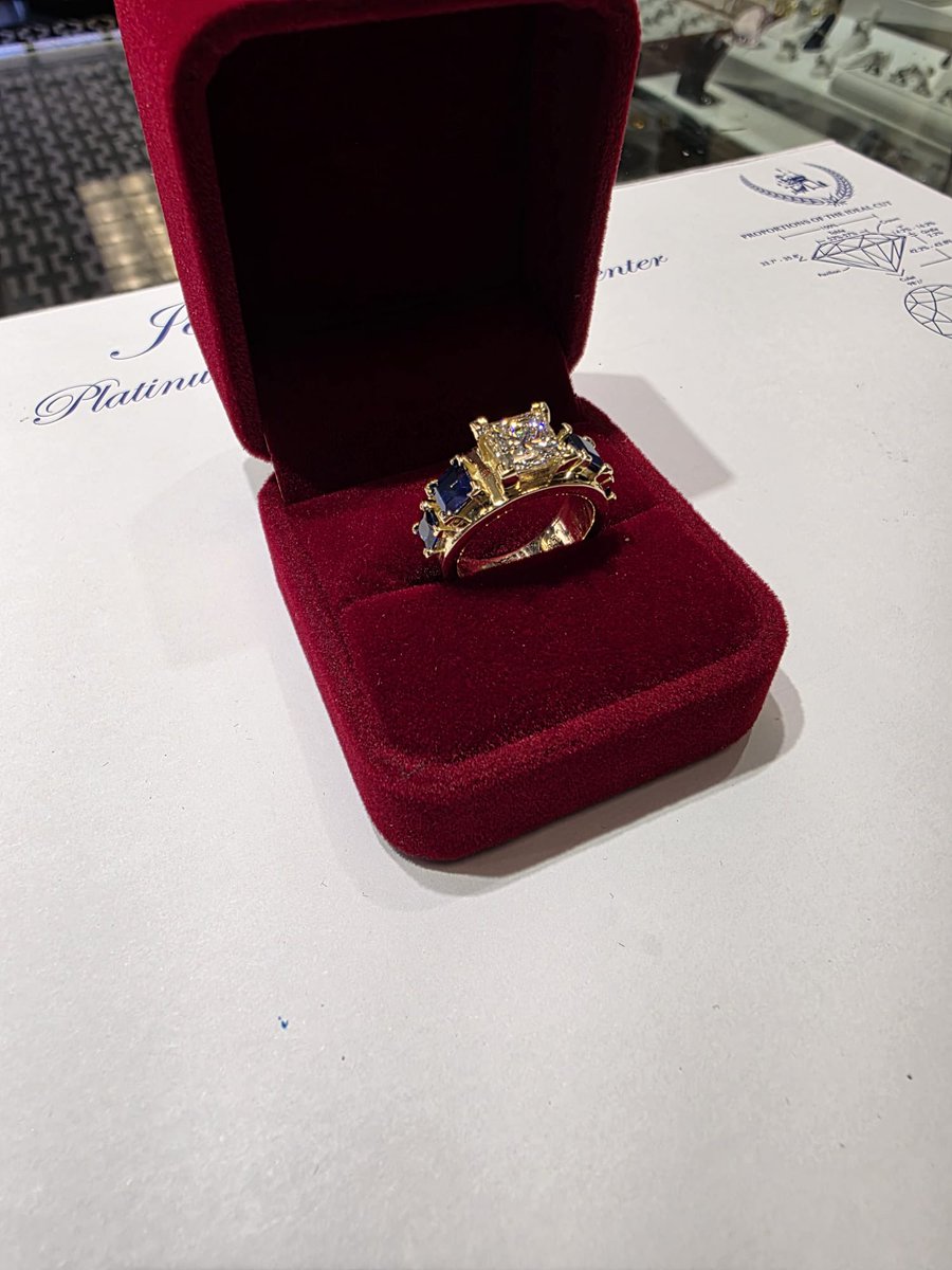 MorrellDiamonds's tweet photo. CAD design with customer specifications in 14ky (karat yellow gold) with princess-cut sapphires and princess-cut natural diamonds. 

#caddesign #gold #sapphire #jewelry #ring #viennava https://t.co/LF9Zn7nxN6
