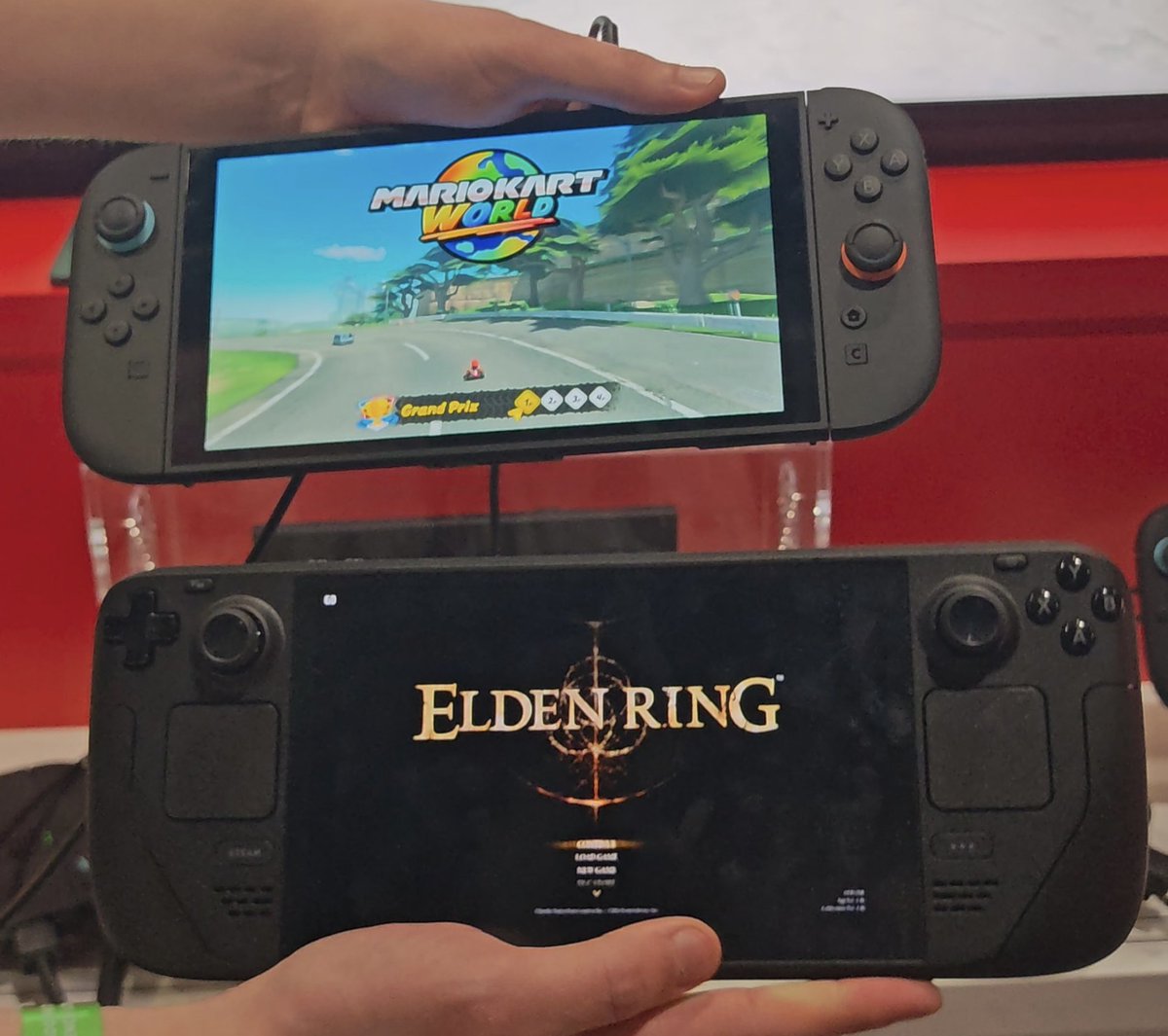 Genki_JPN's tweet image. irl Nintendo Switch 2 vs Steam Deck size comparison!

photo by @dashiellwood