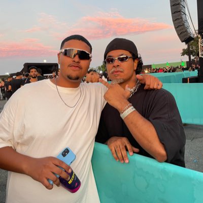 caua_p7's tweet photo. #NovaFotoDePerfil
sou muito fã @victorloumusic 👊🏾 https://t.co/ndKvUqiJby