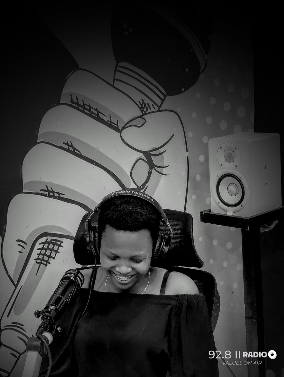 Tv_RadioO's tweet photo. Turi mu rugendo rukomeje! Pilote Ange na Geno baradutwara neza muri #TheODrive. Kurikira neza aho tugana, ntucikwe n’uru rugendo rwihariye! https://t.co/APLZYL5ajM