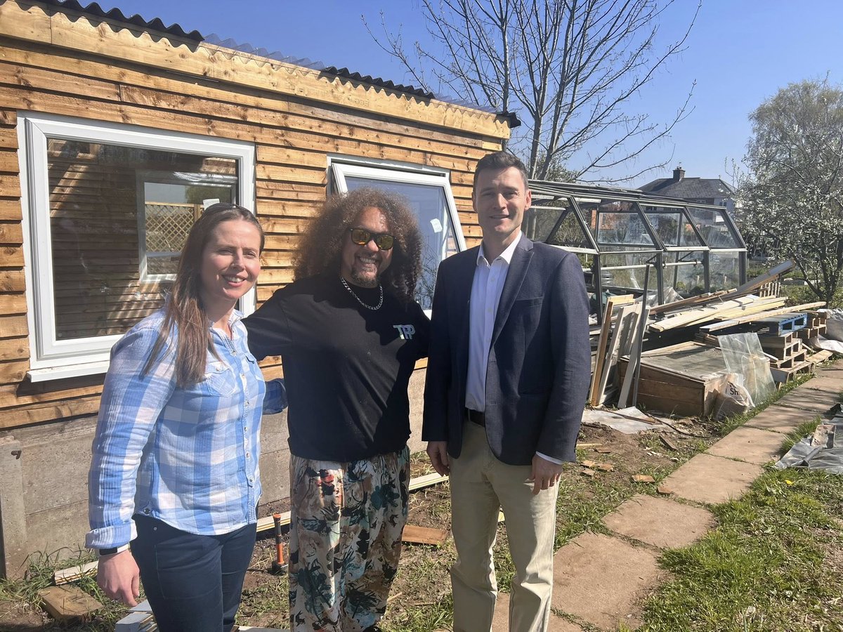 Dr Luke Evans MP (@drlukeevans) on Twitter photo A pleasure to meet Andy and Alison from <a href="/TPPCHARITY/">thepierceperspective</a> at the wellbeing garden in Burbage and to hear more about their work to support local people with their mental health.
The garden is still a work in progress and -after receiving some generous support from across the area-
1/2 A pleasure to meet Andy and Alison from <a href="/TPPCHARITY/">thepierceperspective</a> at the wellbeing garden in Burbage and to hear more about their work to support local people with their mental health.
The garden is still a work in progress and -after receiving some generous support from across the area-
1/2