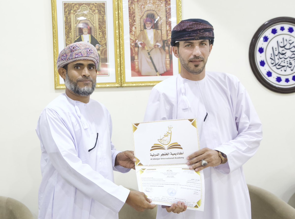 EduGovNsq's tweet photo. جانب من تكريم المشاركين https://t.co/kTghqQkF6h