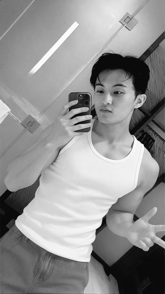 ruxzo9's tweet photo. shower? https://t.co/VG9cySPZt8