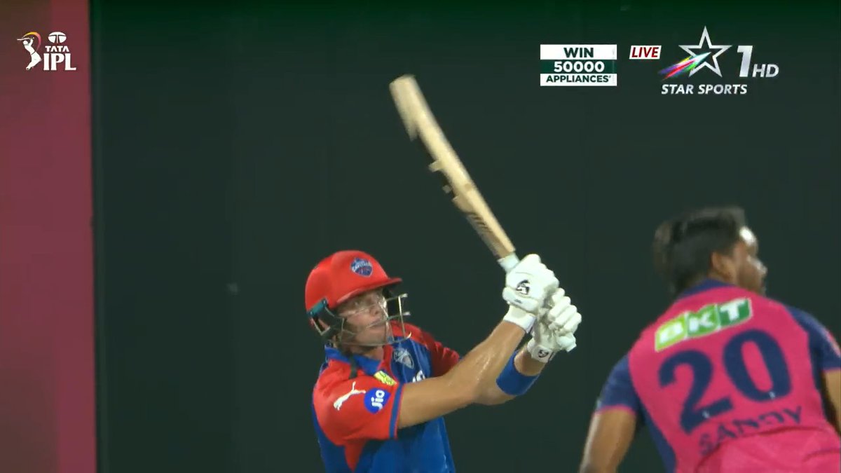CricCrazyJohns's tweet photo. - Finisher in T20 ☑️
- Middle Order in ODI ☑️
- Top Order in Test ☑️

He is Tristan Stubbs - One of the future talents doing one of the toughest job at the age of 24, What a player for DC &amp; South Africa. https://t.co/0ySaFbvoXV