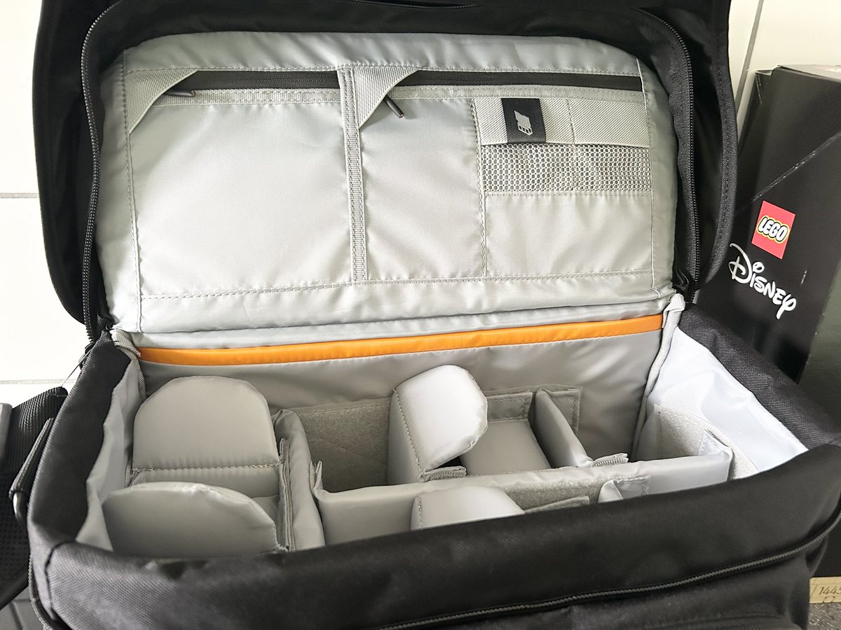 FotografeLisa's tweet photo. Zo blij met m’n nieuwe 📸-tas van #Lowepro 📸 😁
#fotografie #fotograferen #hobby #LvAPictures https://t.co/k7M46M1rRw