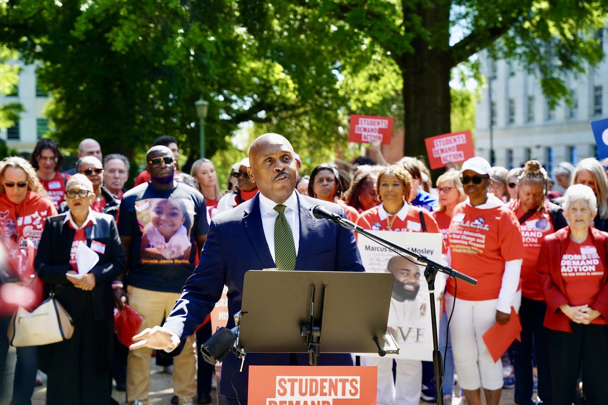 Rep. Robert Reives (@electreives) on Twitter photo It was my honor to speak at the <a href="/MomsDemand/">Moms Demand Action</a> press conference this morning opposing permitless carry in North Carolina.
It’s common sense policy that helps protect North Carolinians from gun violence. #ncpol #ncga It was my honor to speak at the <a href="/MomsDemand/">Moms Demand Action</a> press conference this morning opposing permitless carry in North Carolina.
It’s common sense policy that helps protect North Carolinians from gun violence. #ncpol #ncga
