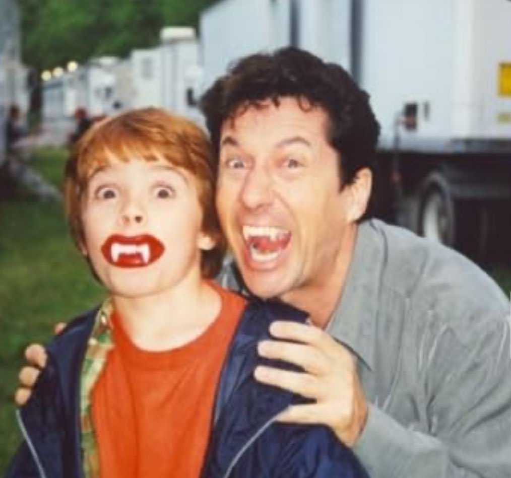 horror4kids's tweet photo. Mom’s Got A Date With A Vampire (2000) https://t.co/GCt6jLCGS9