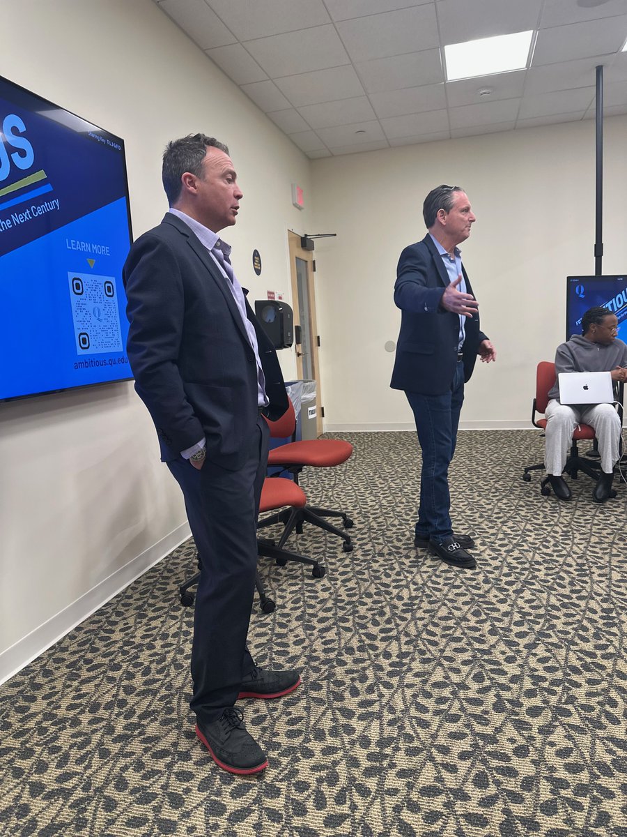 Here’s a quick snapshot of our CEO, Tony Cashman, speaking to a graduate-level public relations and communications class at Quinnipiac University about current industry trends. He was joined by Jimmy Altman, a reporter at FOX61 in Hartford.

#Communications #PR #Quinnipiac
