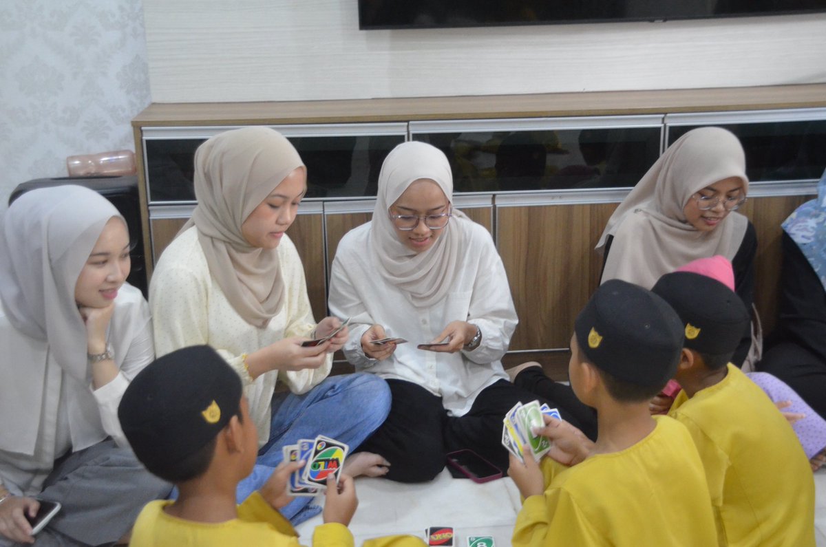 bacciium's tweet photo. [RAHMAH WA IHSAN]
"Sharing Iftar, Strengthening Bonds"

On 22 March 2025, BACC Association held a meaningful evening at Anak Yatim dan Asnaf Baitun Nurrawdah, filled with joy, games, and iftar.

Special thanks to the committee and sincere appreciation to all volunteers involved. https://t.co/NXGV8MOWh6