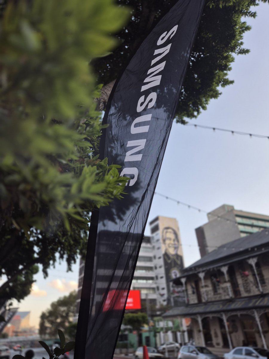 Mapitso_Q's tweet photo. We’re LIVE in Jozi for the most awesome drop of the year!
The #GalaxyASeries event is giving tech, fashion, music — everything!
#GalaxyAEvent #AD
@SamsungMobileSA https://t.co/sal21uVcd5
