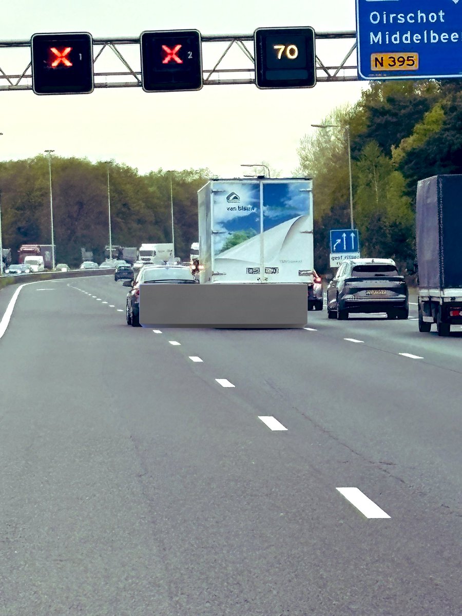 Ongeval met kleine bakwagen op A58 bij Oirschot